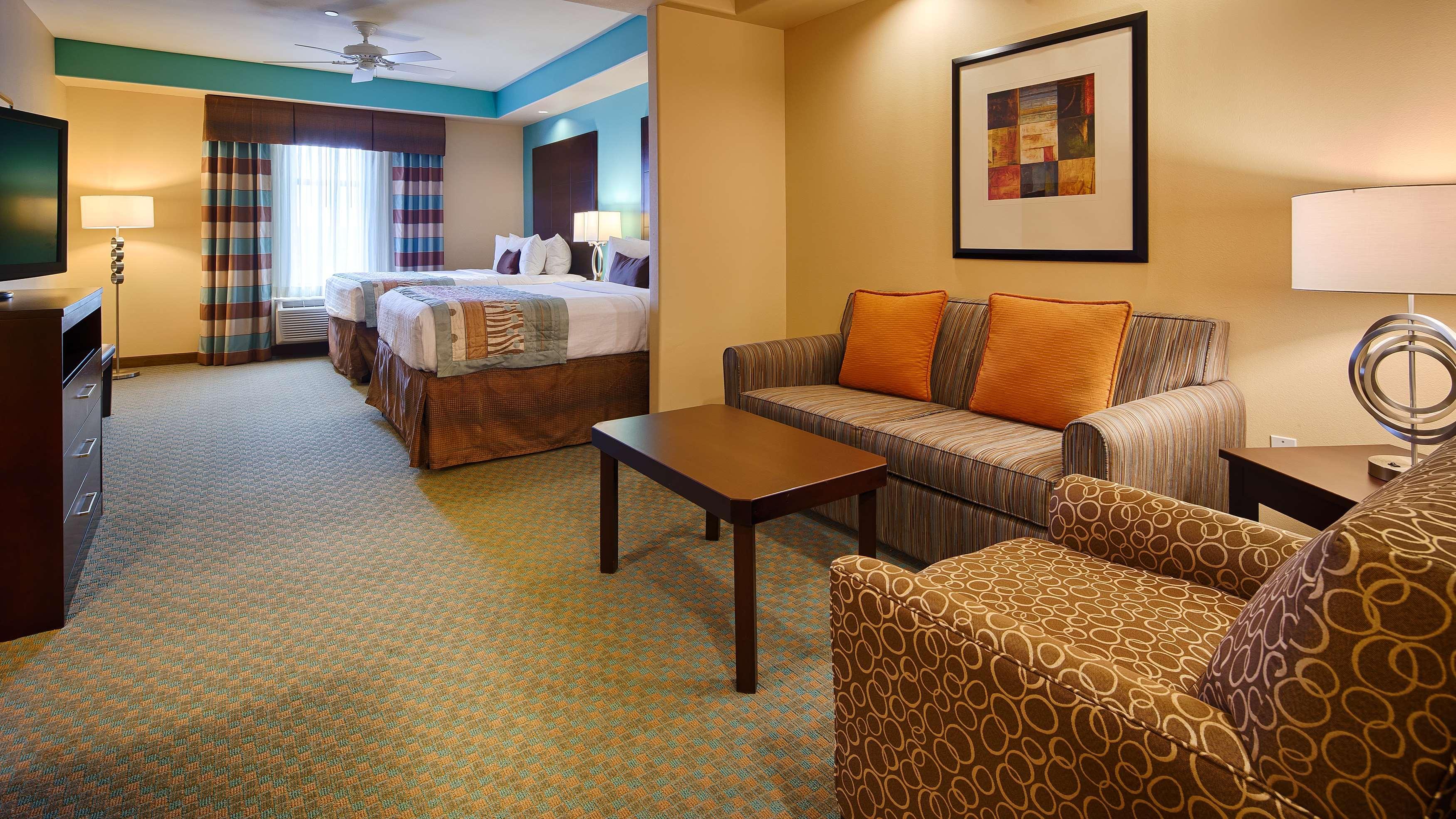 Best Western Plus Midland Suites Exterior foto