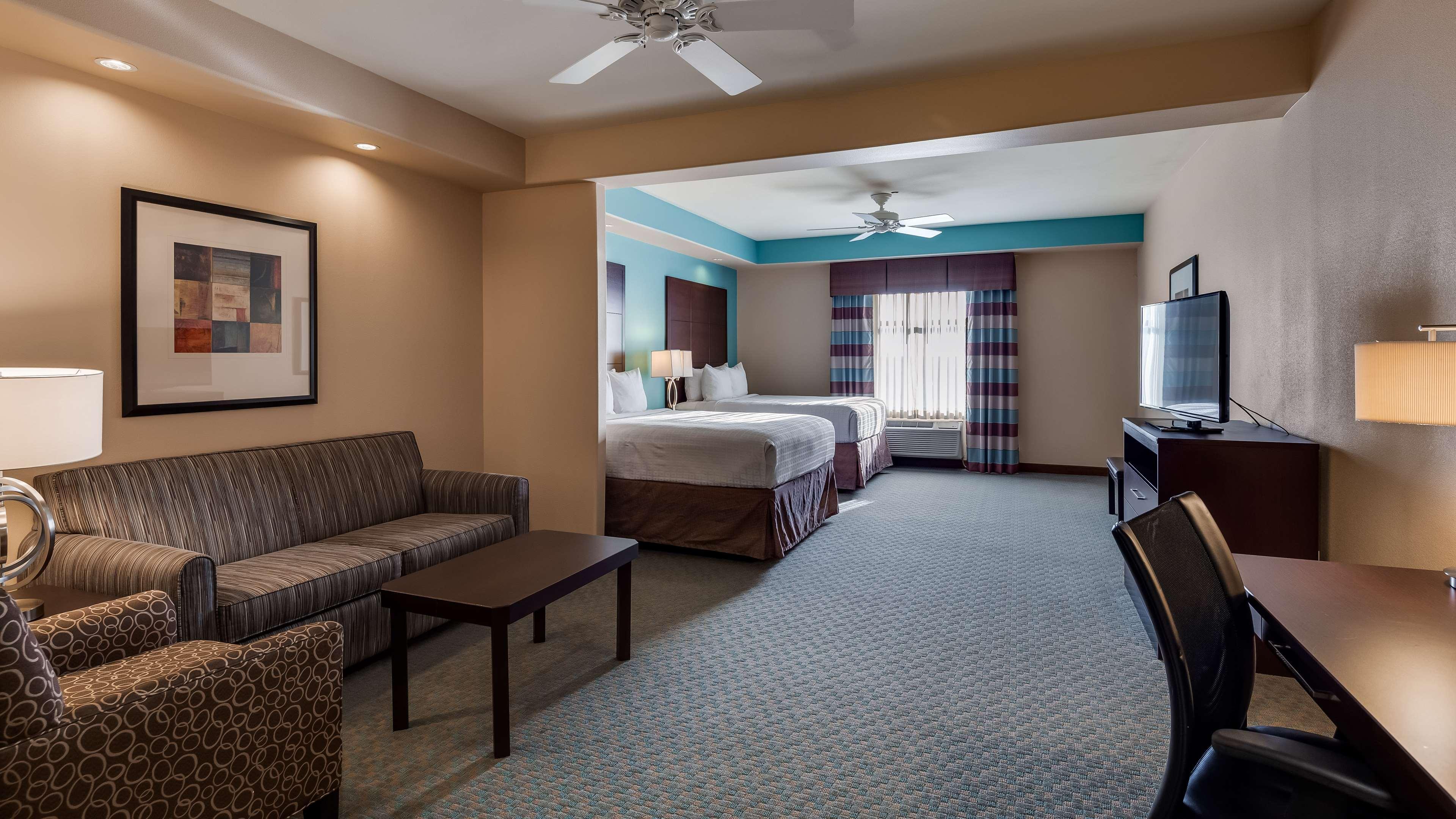 Best Western Plus Midland Suites Exterior foto