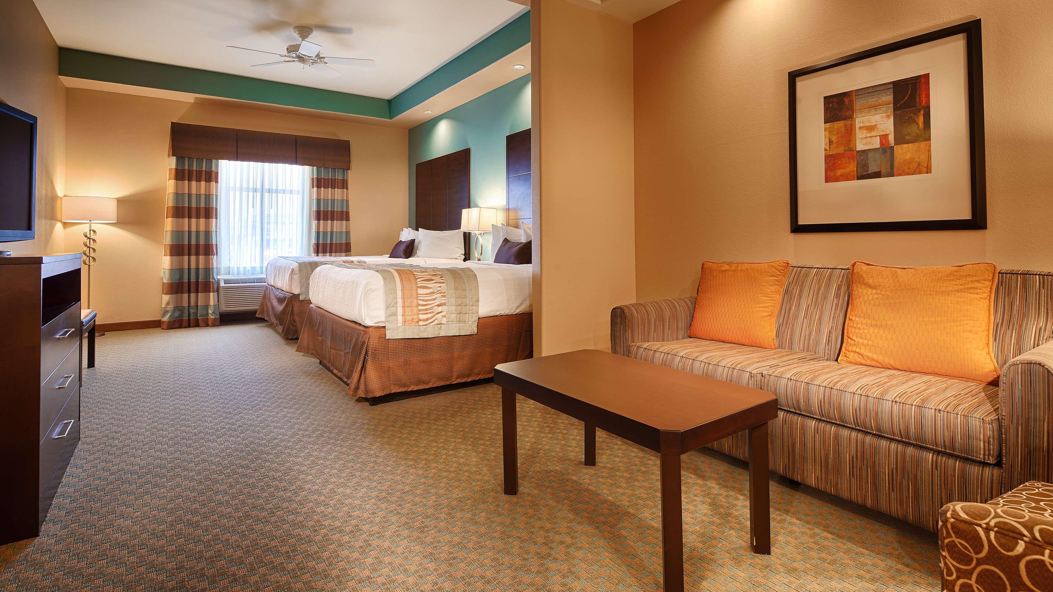 Best Western Plus Midland Suites Exterior foto