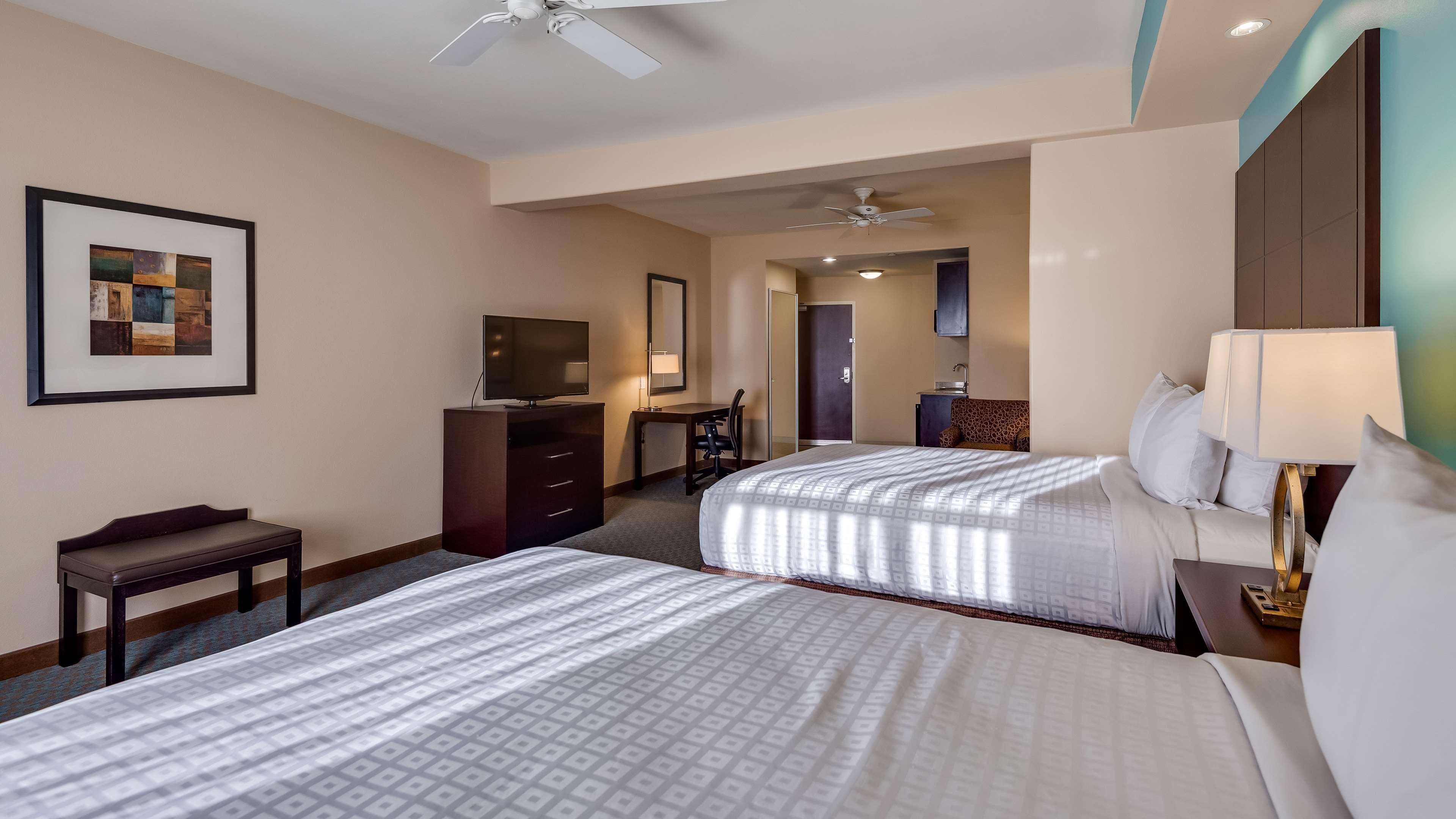 Best Western Plus Midland Suites Exterior foto