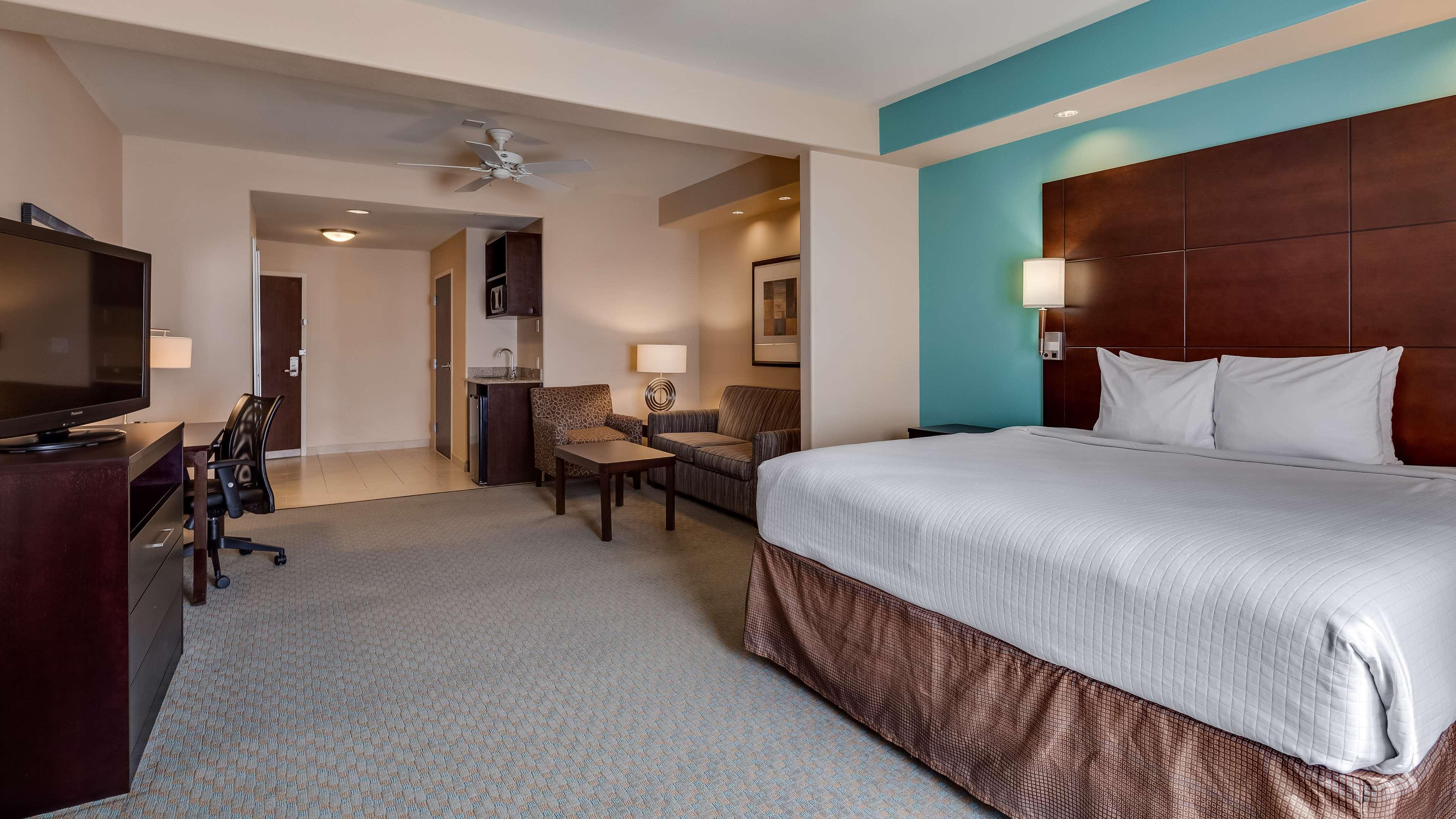 Best Western Plus Midland Suites Exterior foto