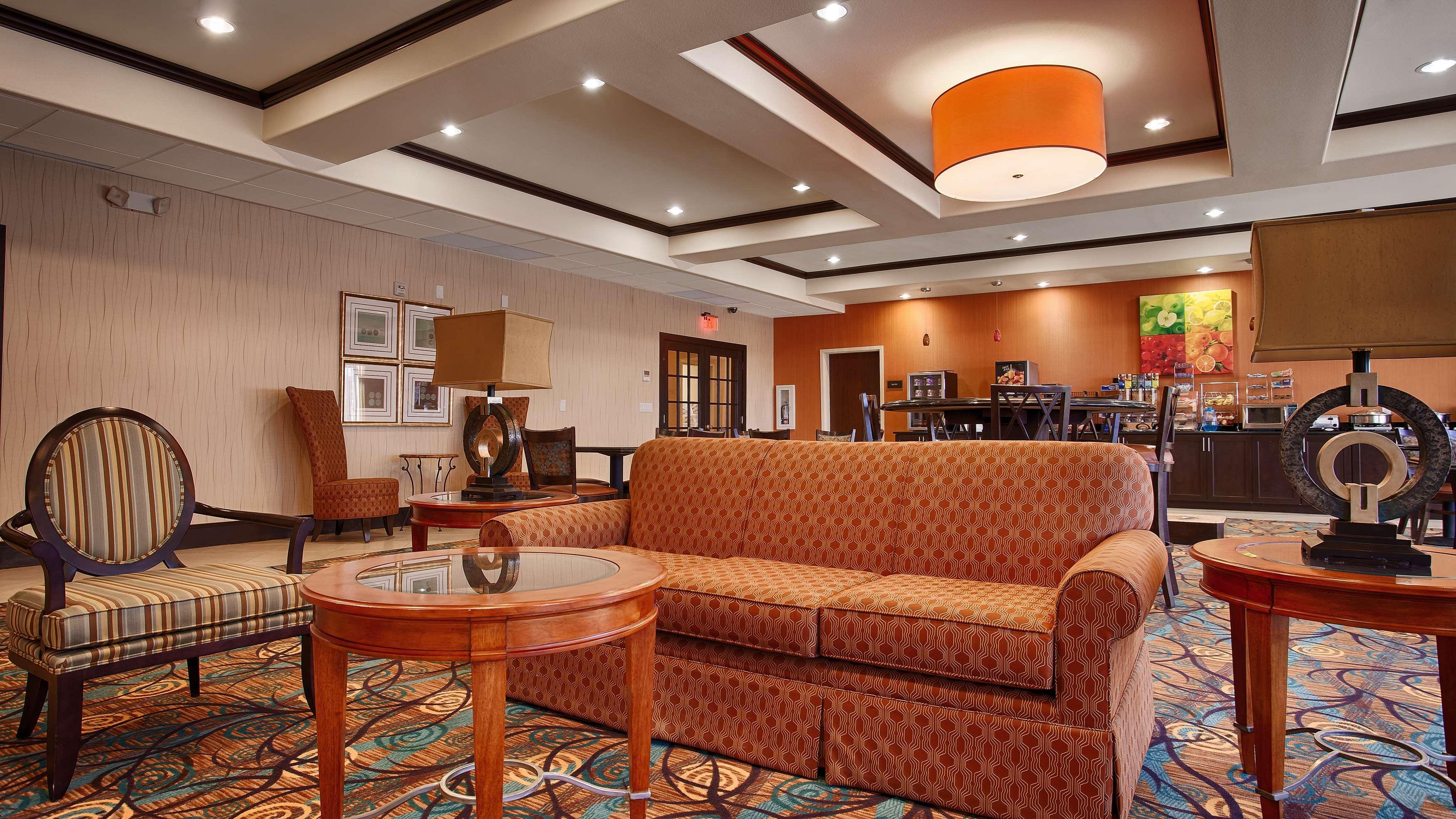 Best Western Plus Midland Suites Exterior foto